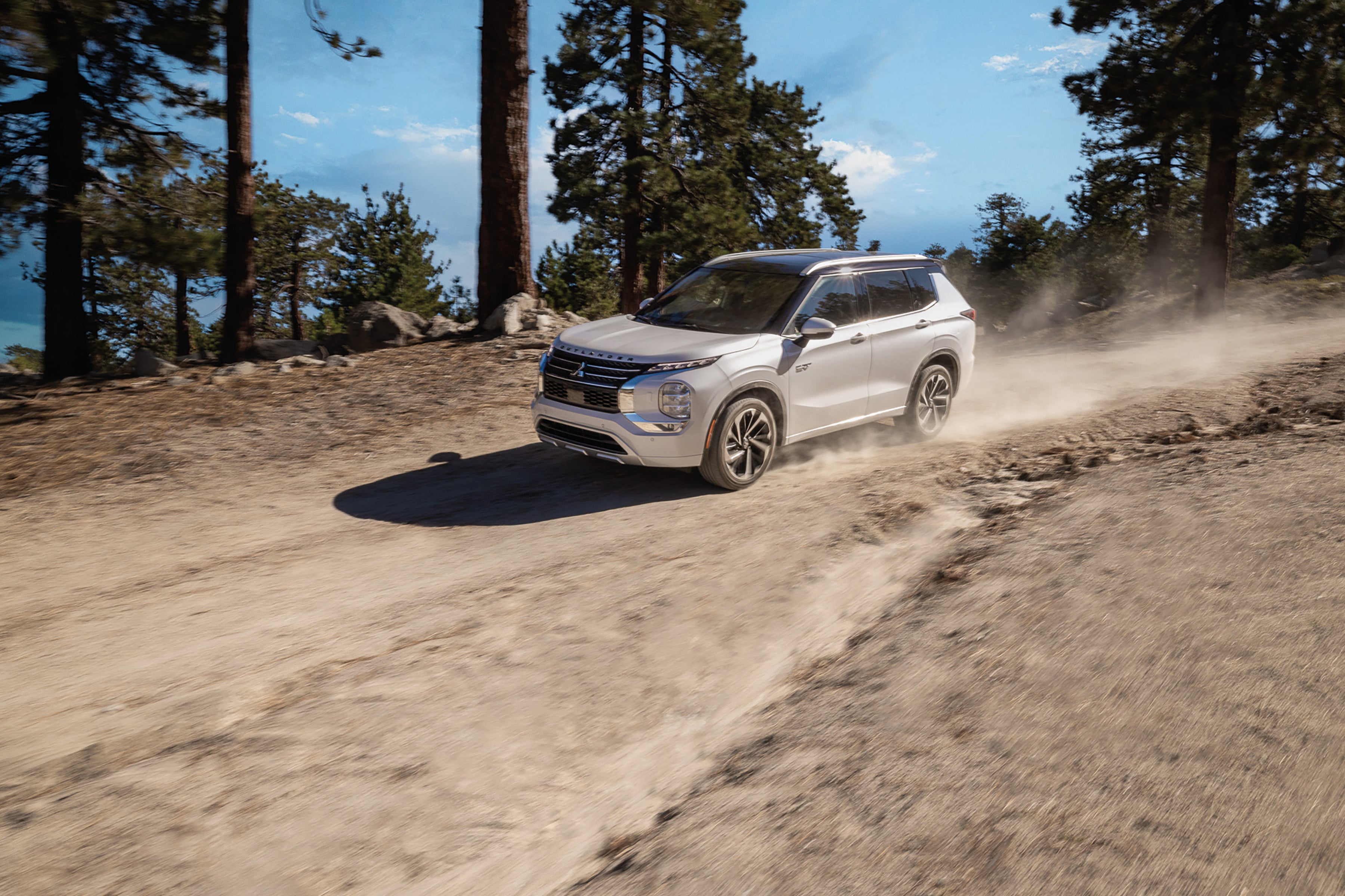 Mitsubishi Retail Graphic OUTLANDER PHEV 23