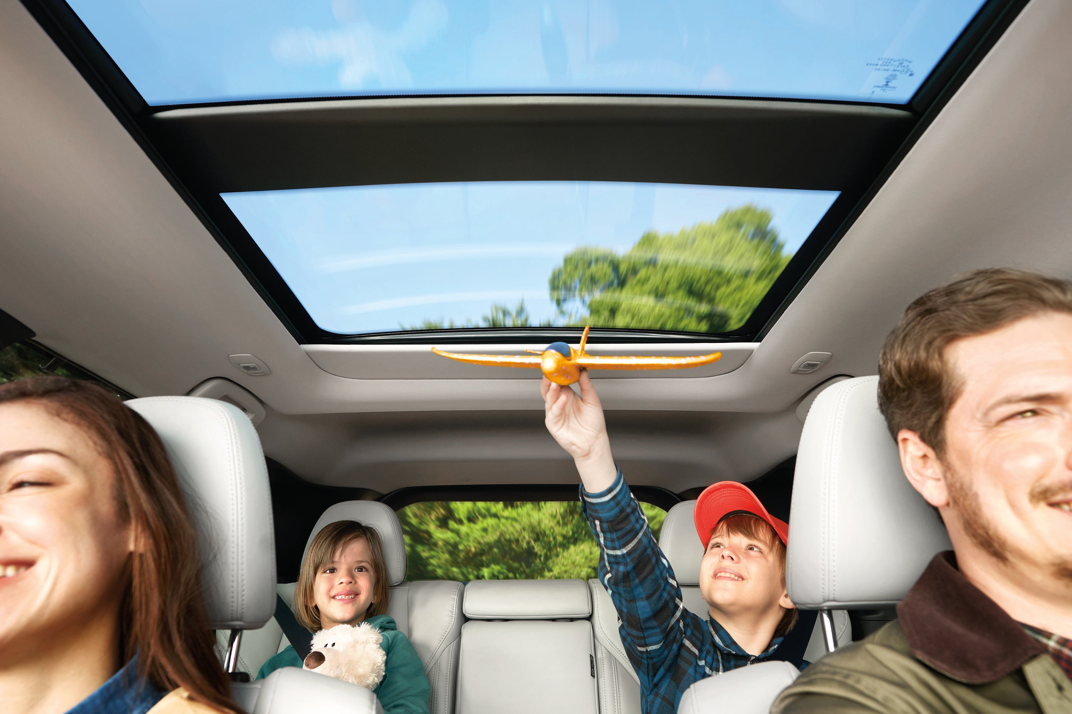 Mitsubishi Retail Graphic OUTLANDER PHEV 27