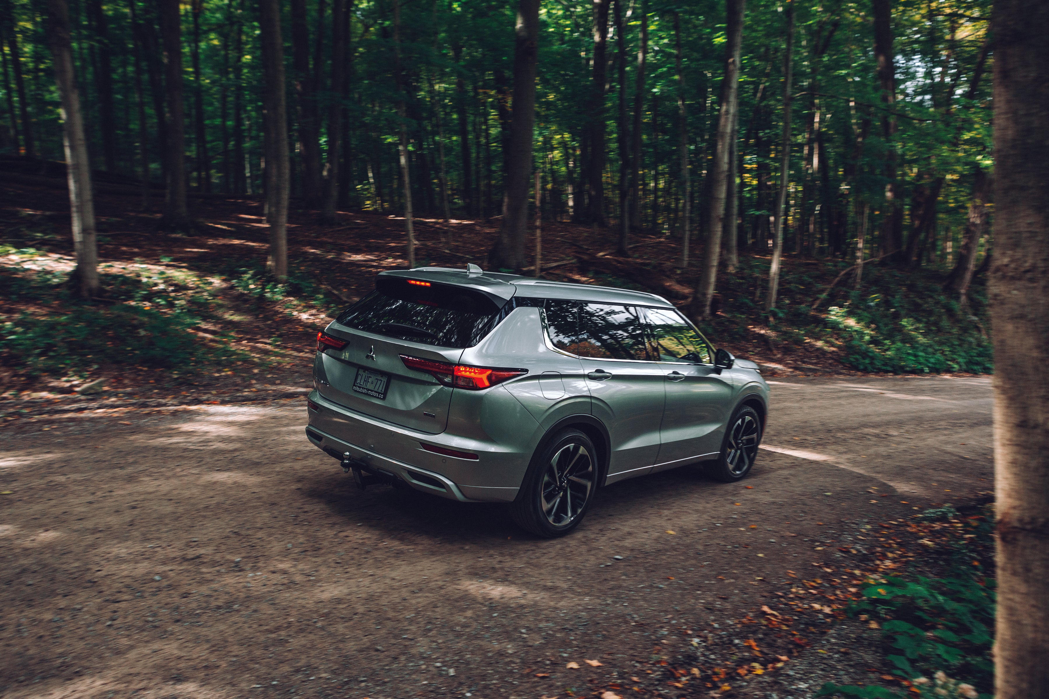 Mitsubishi Retail Graphic OUTLANDER 50