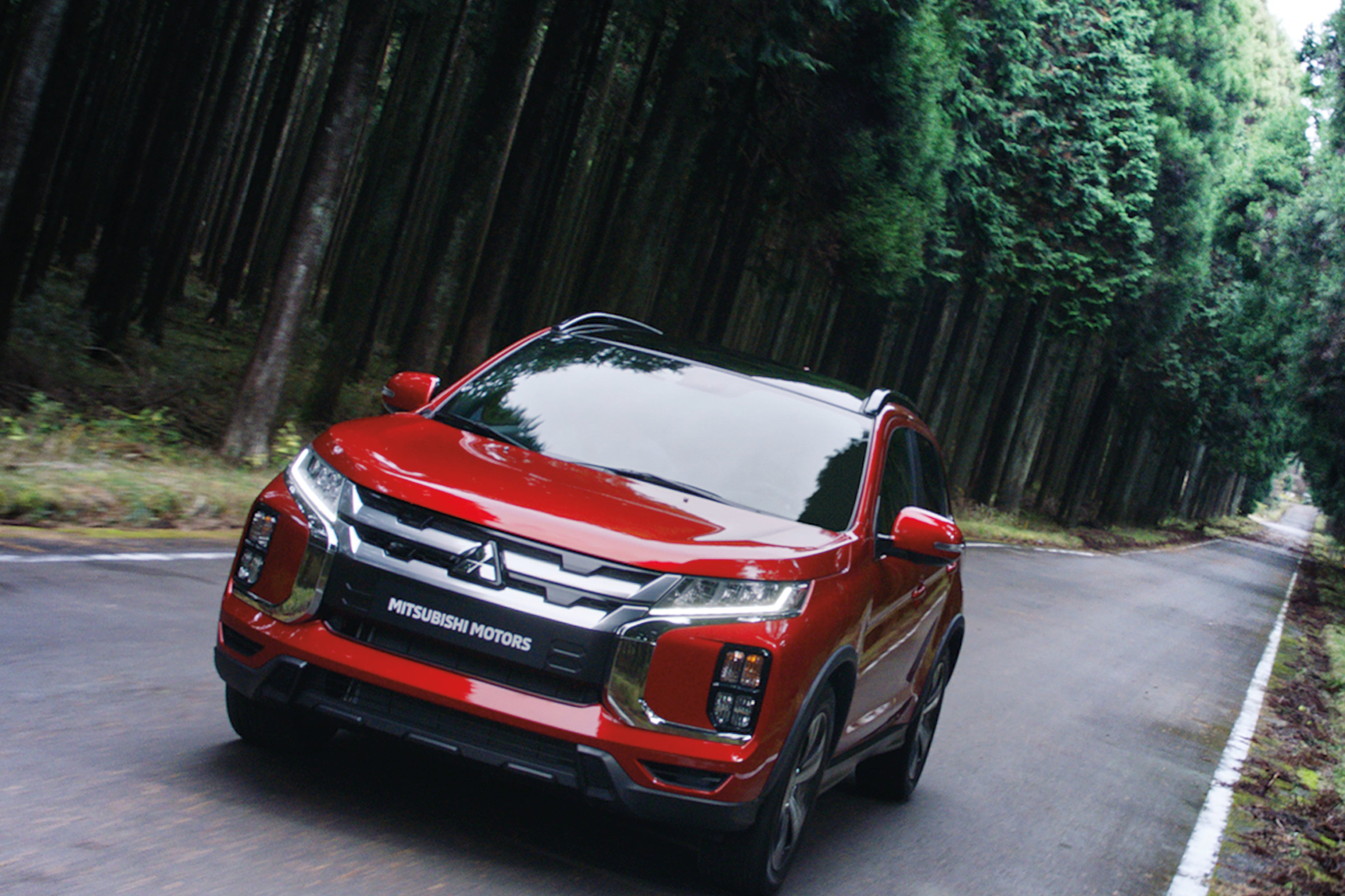 Mitsubishi Retail Graphic RVR 15
