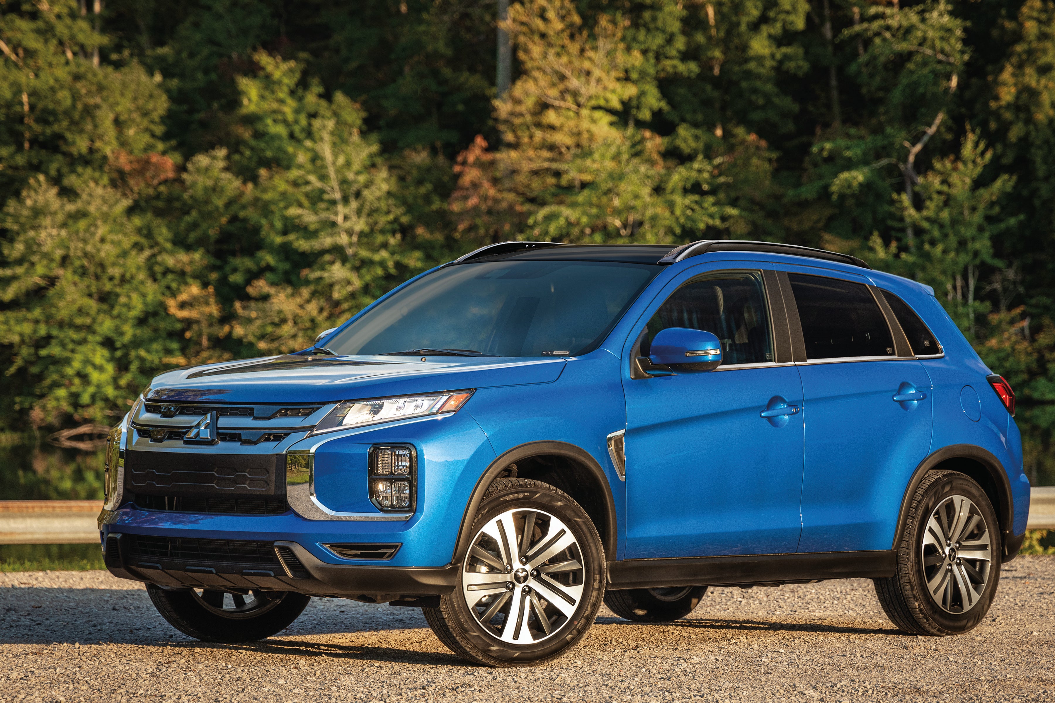 Mitsubishi Retail Graphic RVR 25