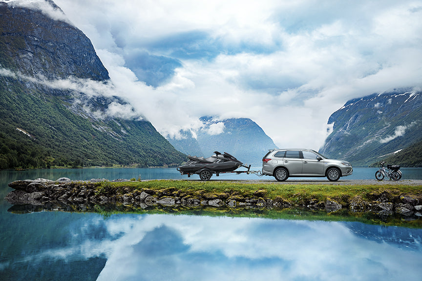 Mitsubishi Retail Graphic OUTLANDER PHEV 06