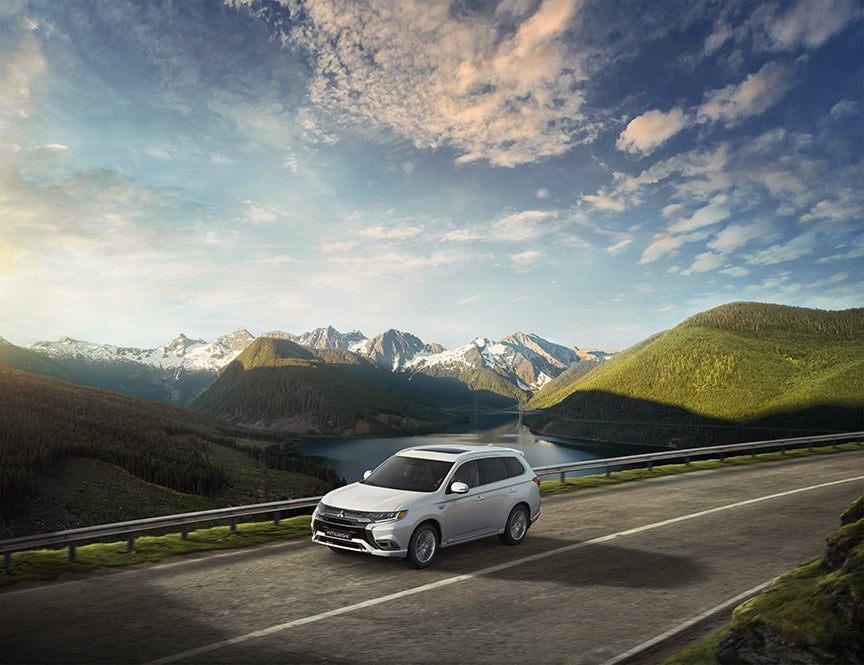 Mitsubishi Retail Graphic OUTLANDER PHEV 07