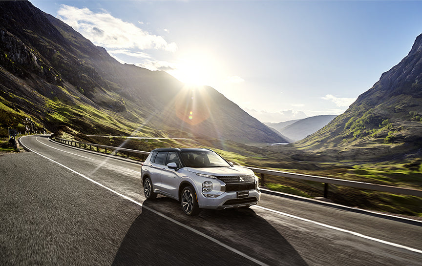 Mitsubishi Retail Graphic OUTLANDER PHEV 03